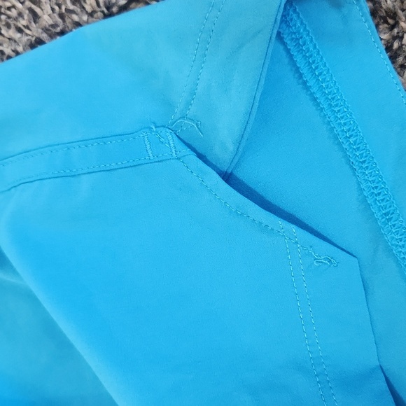 Under Armour Speed Pocket Blue Fitted Mens Size Medium 7 Inch Inseam - Picture 16 of 16